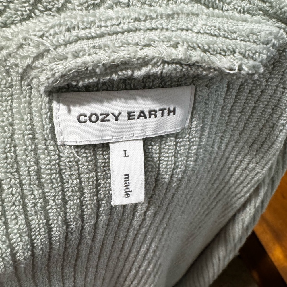 Cozy Earth Plush Cotton & Bamboo Ribbed Robe in “Laurel” - Picture 9 of 11